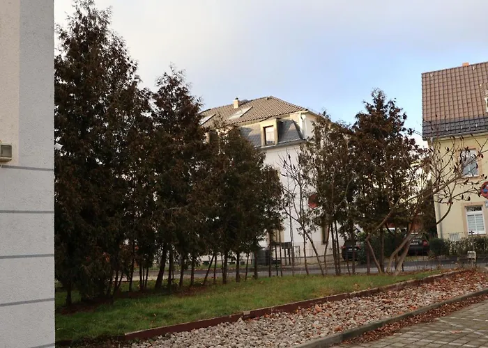 Werft فندق دريسدن